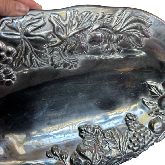 Tabletops Unlimited Aluminum Oval Platter Serving Bowl, 20" x 14 x 2 1/2" High - Picture 2 of 8